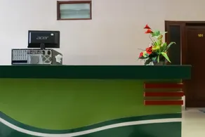 D'Waru Homestay Syariah near Jl Slamet Riyadi Mitra RedDoorz - Reception