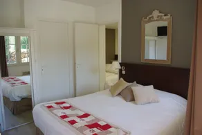 Logis Hôtel Les Nymphéas - Værelse