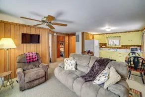 Fish, Hike & Relax: Riverfront Manistique Cabin - Interni