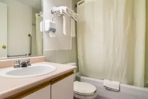 Motel 6 Surrey, BC - Salle de bain