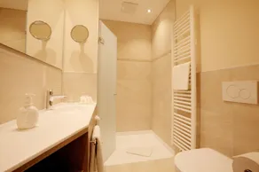 Hotel Die Gams - Badezimmer