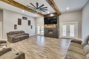 Spacious Barndominium Near Branson w/ Game Rooms - Interior