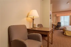 Baymont Inn & Suites by Wyndham Sturgis - Chambre