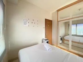 Cozy 2Br At Pinewood Apartment - Zimmer