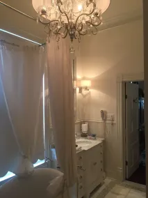 John Thomas Bed and Bath - Salle de bain
