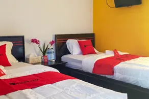 RedDoorz near RSUD Kota Luwuk - Zimmer
