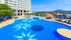 ANA InterContinental Manza Beach Resort by IHG - Piscine