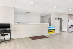 Comfort Inn & Suites Springfield - Lobby