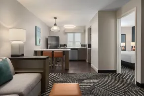 Hyatt House Charleston - Historic District - Rum
