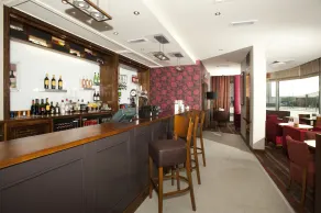 Premier Inn Belfast Titanic Quarter - Restaurant