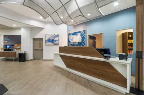 Holiday Inn Express & Suites Lexington by IHG - Reception