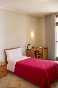 Parini Hotel - Zimmer
