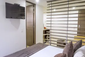 Hotel Regency Suites La Feria - Room