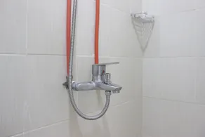 Appropriate Studio Apartment at Harvard Jatinangor near IPDN - Baño