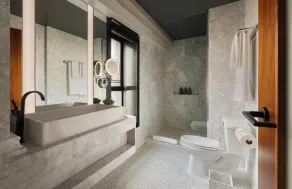 SIXTY Beverly Hills - Bathroom