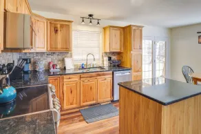 Lyles Peaceful Creekside Home: Hot Tub & Fire Pit - Interior