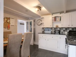 Lantern Cottage - Private kitchen