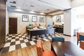 Hampton Inn & Suites Huntsville Hampton Cove - Restaurant