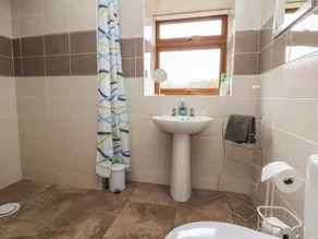 Cottage avec jacuzzi, jardin et barbecue - Salle de bain