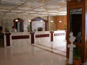 Pappas Hotel - Resepsjon