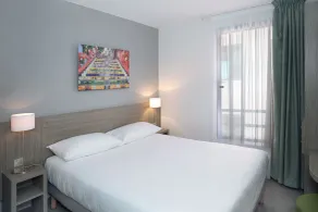 Best Western Linko Aubagne - Vue de la chambre