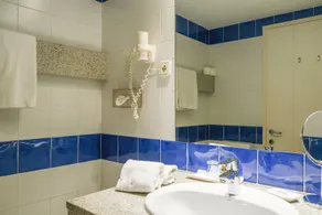 Hotel Blaumar Cadaqués by Fimedhotels - Banheiro