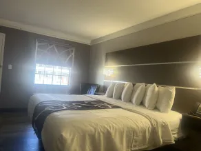 La Quinta Inn By Wyndham IH-10 West San Antonio TX - Room