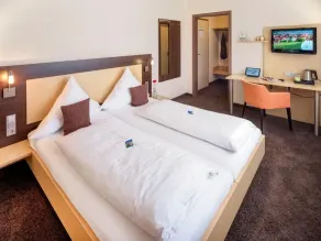Hotel Berkheimer Hof - Room