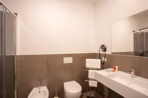 V Hotel - Bathroom