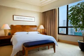Hilton Chongqing Hotel - Room