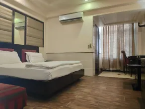 Aadhar Hotel - Chambre