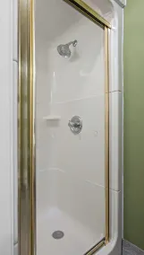 Baymont by Wyndham Fort Collins - Bathroom