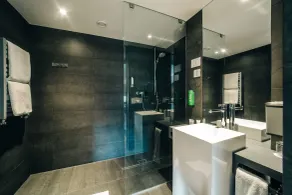 Q Hotel Grand Cru Gdańsk - Bathroom