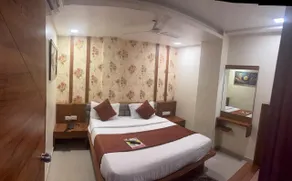 Hotel Red Rose - Room