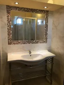 Village Inn Studios & Family Apartments - Salle de bain
