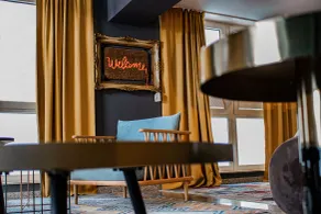 Nikii City Hotel - Lobby lounge