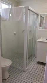 Central Coast Motel - Badezimmer