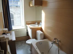 Hotel Professor Leuven Centrum - Bathroom