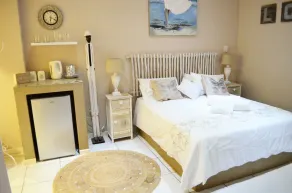 Zonnevanger Guesthouse - Room
