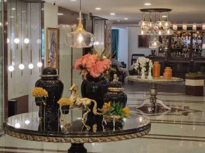 Marble Hotel - Reception