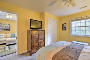 Aberdeen Club Golf Retreat, Short Drive to Beach! - Habitación