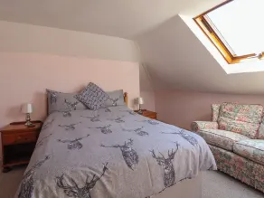 Spring Cottage - Camera