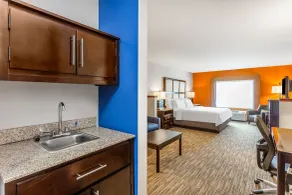 Holiday Inn Express - Albert Lea by IHG - Room