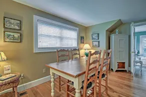 1/2 Mi to Beach: Lovely Guesthouse in Kennebunk! - Interiör