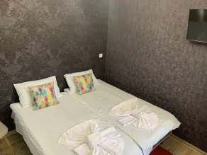 Your House In Tbilisi - Chambre