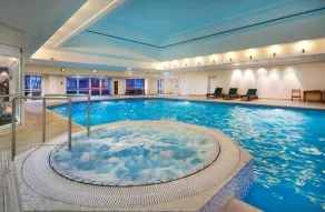 Orida Maidstone - Pool