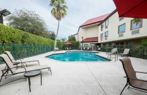 Red Roof Inn PLUS+ West Palm Beach - Basseng