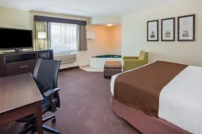 AmericInn by Wyndham Rhinelander - Chambre
