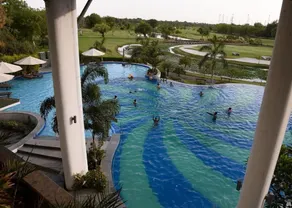 Gulmohar Greens - Golf & Country Club - Pool