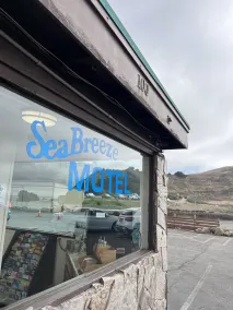 Sea Breeze Motel - Image 1